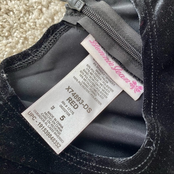 Bonnie Jean Red and Black Velvet Christmas Dress - Size 5 - Picture 5 of 5